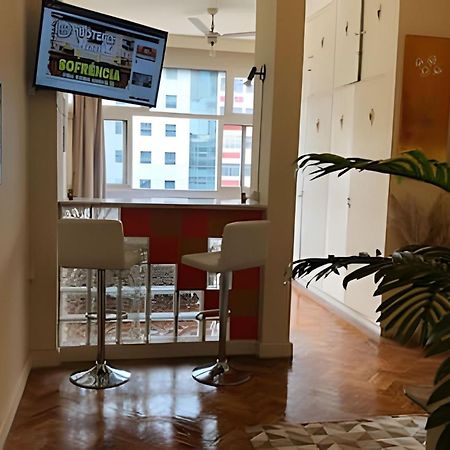 Apartamento Em Copacabana Com Vista Lateral Do Mar Rio de Janeiro Esterno foto