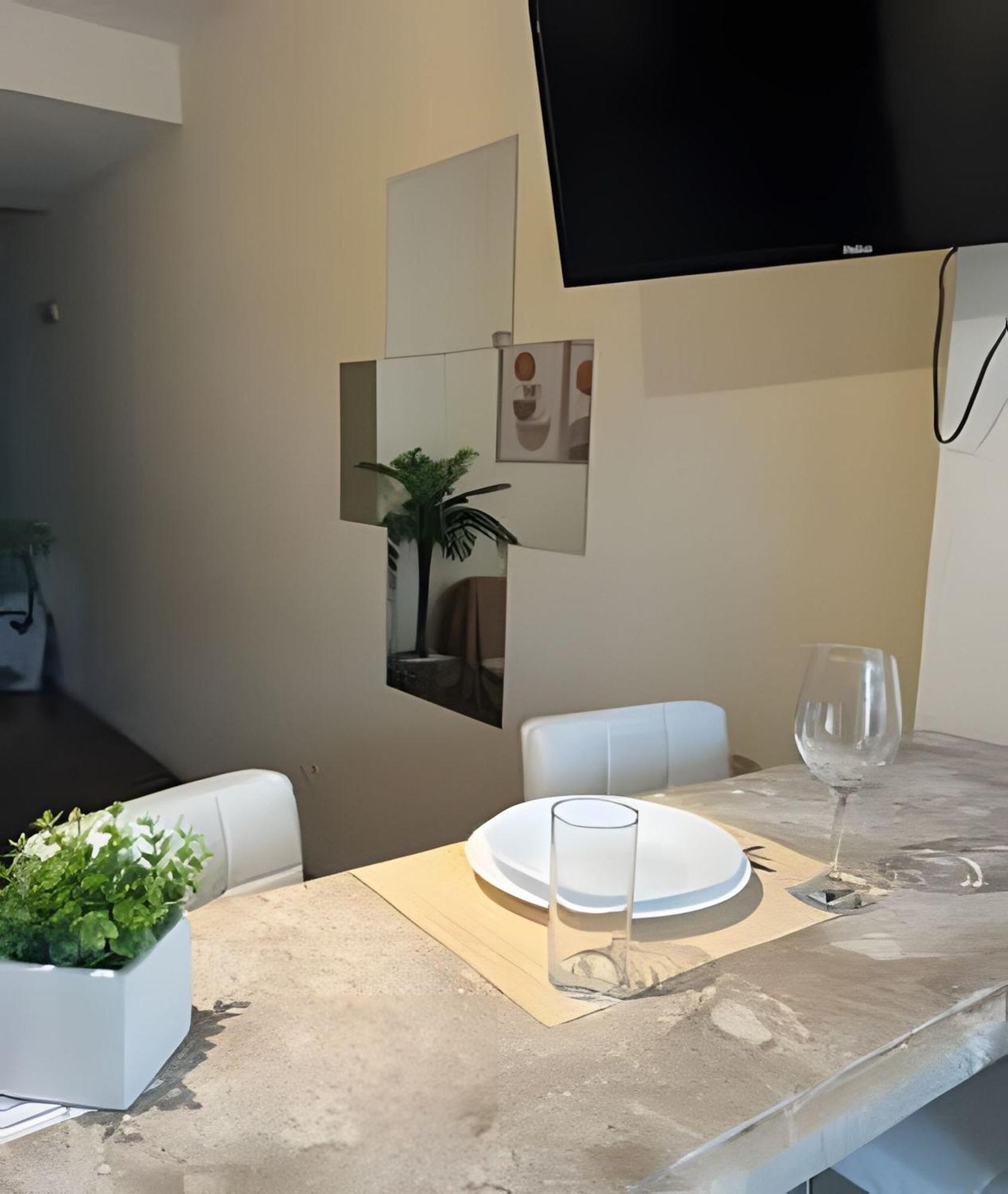 Apartamento Em Copacabana Com Vista Lateral Do Mar Rio de Janeiro Esterno foto