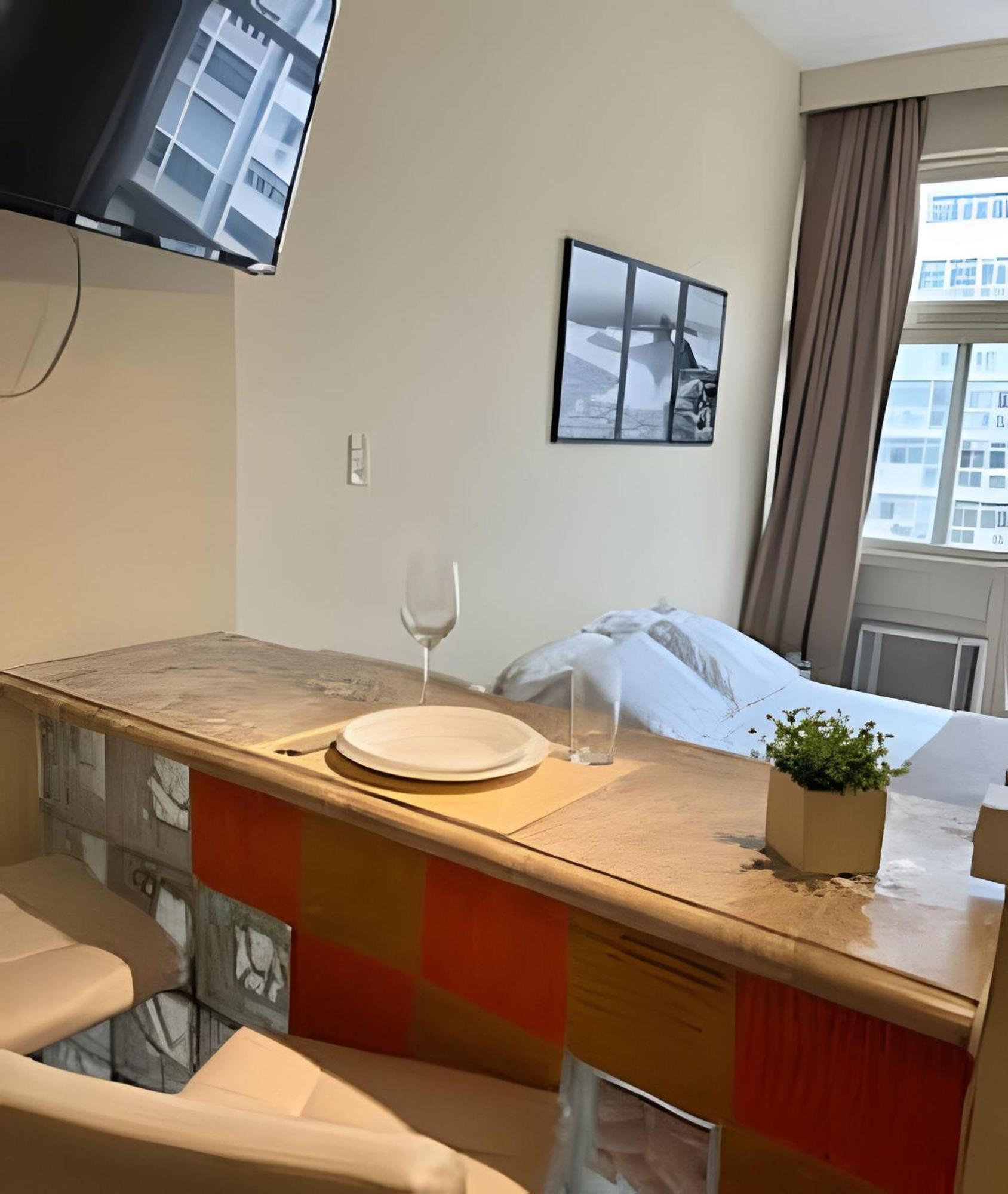 Apartamento Em Copacabana Com Vista Lateral Do Mar Rio de Janeiro Esterno foto